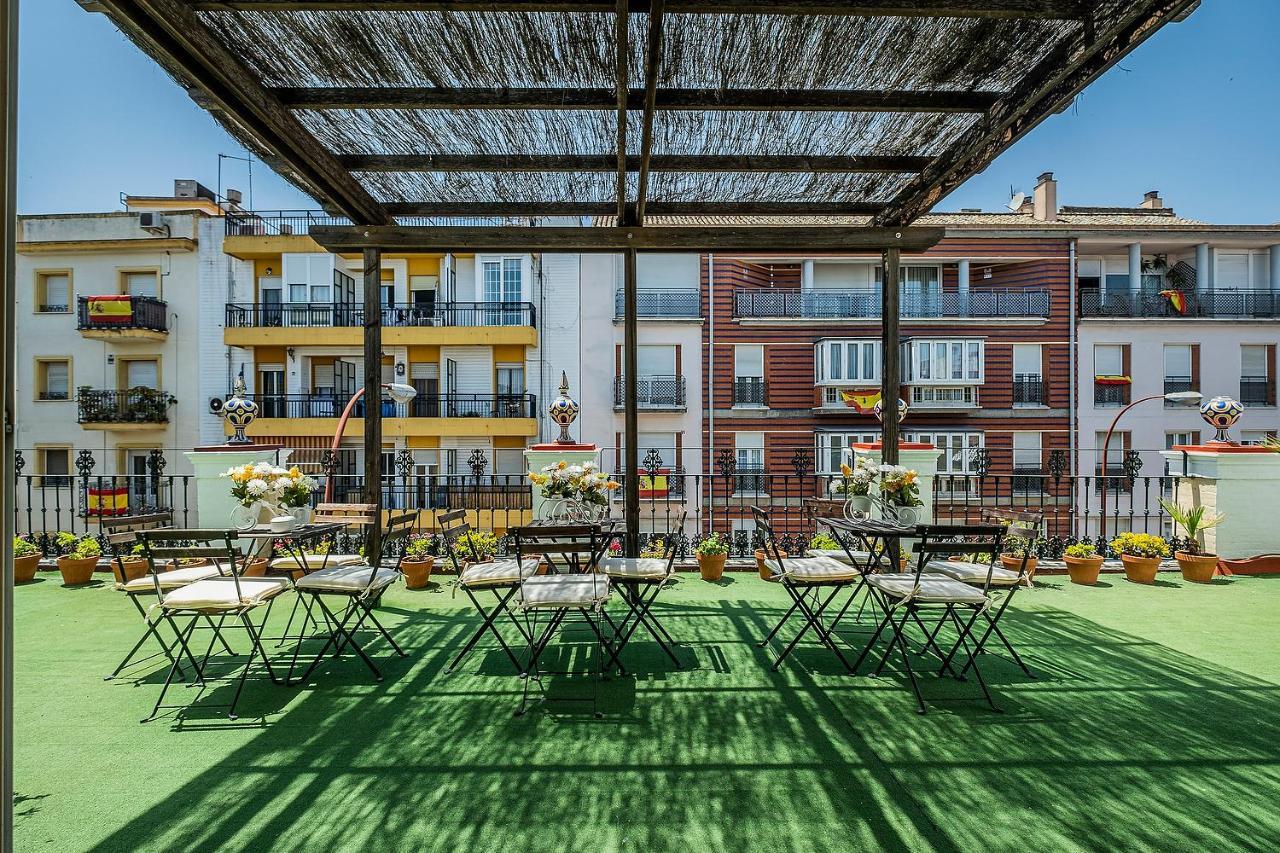 Noches De Triana Hotel Seville Exterior photo