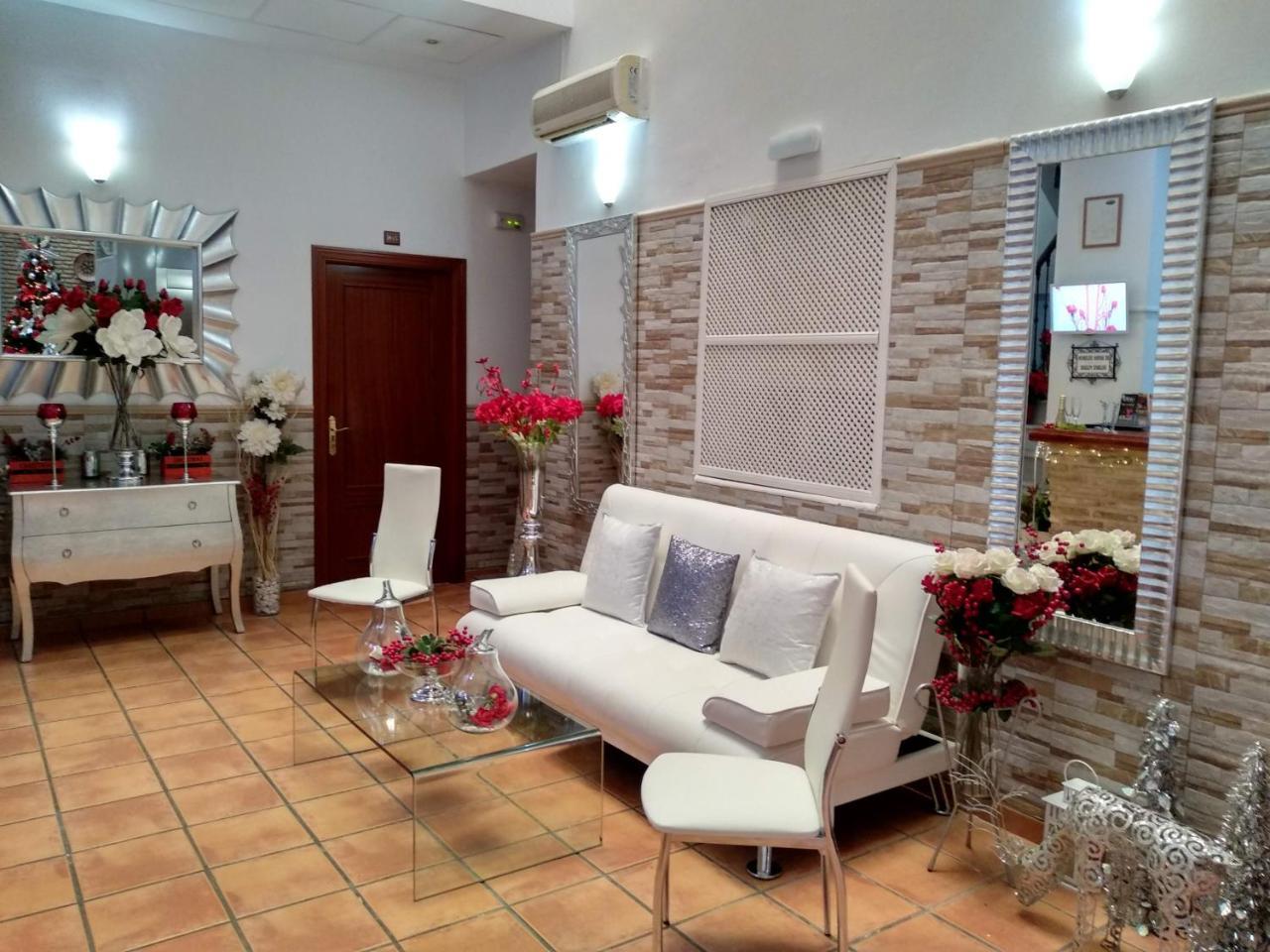 Noches De Triana Hotel Seville Exterior photo